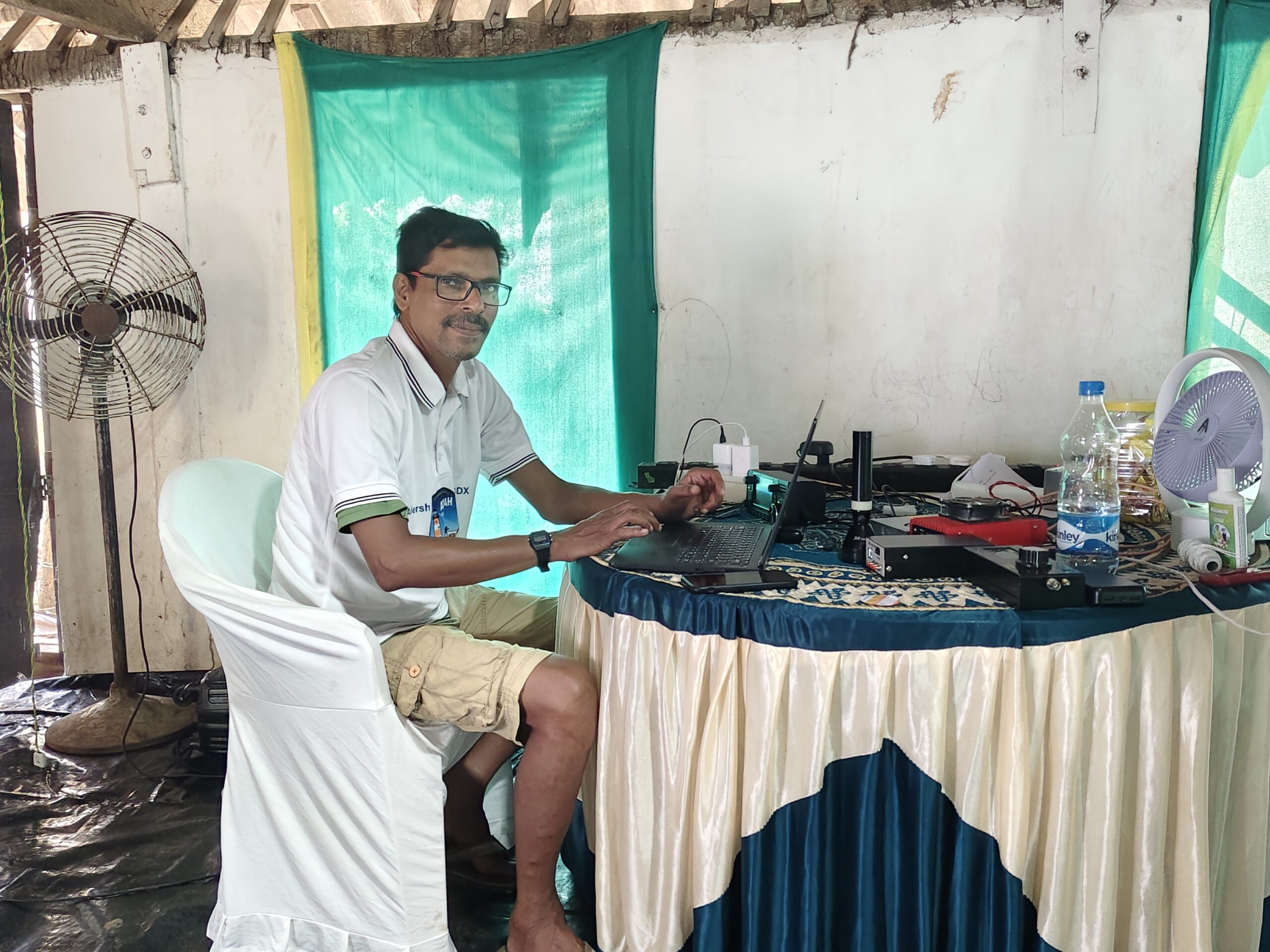 filter: 0; fileterIntensity: 0.0; filterMask: 0; captureOrientation: 0;
algolist: 0;
multi-frame: 1;
brp_mask:8;
brp_del_th:0.0025,0.0000;
brp_del_sen:0.1000,0.1000;
motionR: 0;
delta:null;
bokeh:0;
module: photo;hw-remosaic: false;touch: (-1.0, -1.0);sceneMode: 2621440;cct_value: 0;AI_Scene: (0, 0);aec_lux: 294.07224;aec_lux_index: 0;albedo:  ;confidence:  ;motionLevel: 0;weatherinfo: null;temperature: 44;